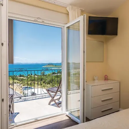 Stunning In With House Sea View Pakostane