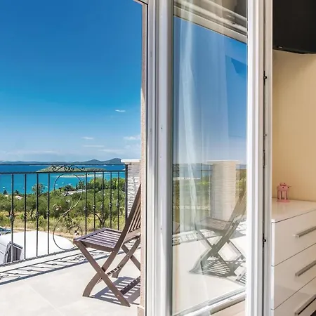 Stunning In With House Sea View Pakostane