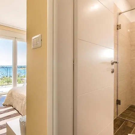 Stunning In With House Sea View Holiday home Pakostane